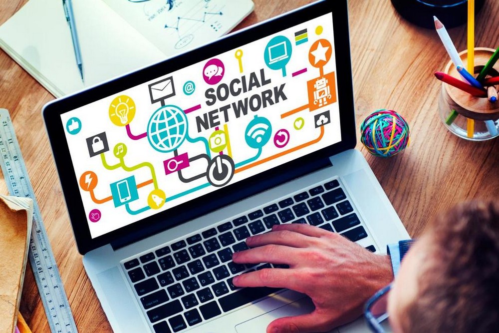 What Social Network to Choose for Business Promotion