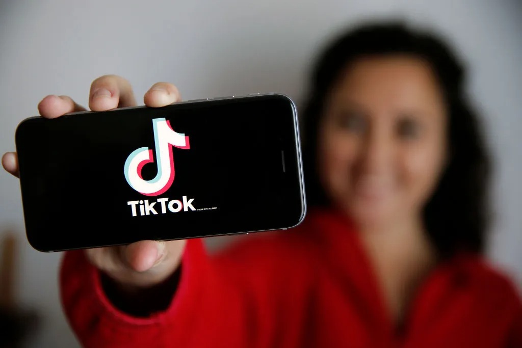 Best Sites to Buy Female TikTok Followers